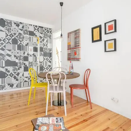 2br Terrace W Ac - Time Out Market | By Airnest