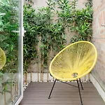 2br Terrace W Ac - Time Out Market | By Airnest