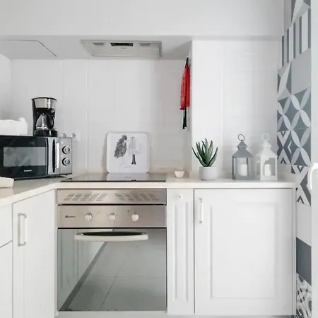 2br Terrace W Ac - Time Out Market | By Airnest Lizbona
