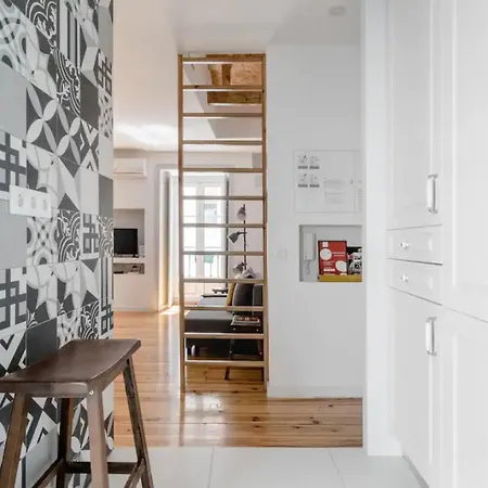 2br Terrace W Ac - Time Out Market | By Airnest Apartment