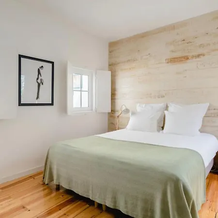 Apartament 2br Terrace W Ac - Time Out Market | By Airnest